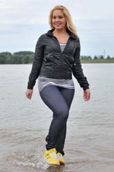 0482-v4 Movie and images of Jaimy