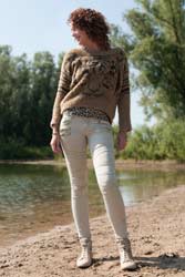 0698-v1 Movie and images of Sin
