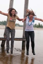 0704-v1 Movie and images of Jessica and Anneke