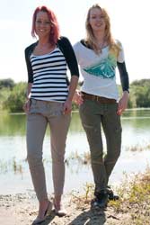 0716-v2 Movie and images of Merlin and Lisa