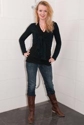 0716-v4 Movie and images of Lisa