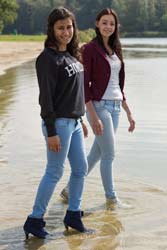 0720-1 Photoset of Maike and Naina