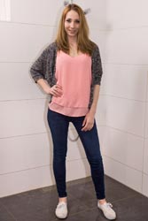 0830-v5 Movie and images of Sandra