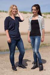 0837-v1 Movie (incl. 4K drone movie) and images of Delisia and Kelly