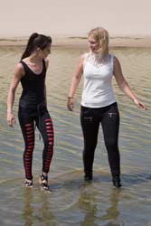 0837-v2 Movie and images of Delisia and Kelly