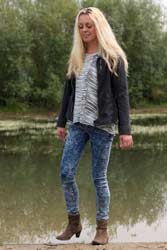 0843-v3 Movie and images of Lindsey