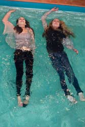 0855-v4 Movie (incl. 4K) and images of Sandra and Lindsey