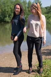 0869-v3 Movie (incl. 4K) and images of Deborah and Shanna