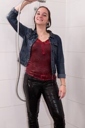 0899-v5 Movie (incl. 4K) and images of Eline