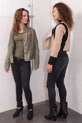 0969-v4 Movie (incl. 4K) and images of Kelly and Annemarie