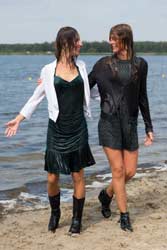 0971-v3 Movie (incl. 4K) and images of Lea and Ilona