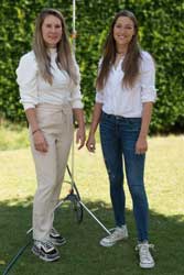 1055-v3 Movie (incl. 4K) and images of Ella and Lotte