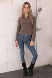 1085-v4 Movie (incl. 4K) and images of Kristina