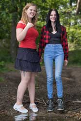 1132-v6 Movie (incl. 4K) and images of Lotje and Cody